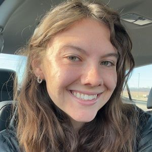 Meet your Posher, Cait